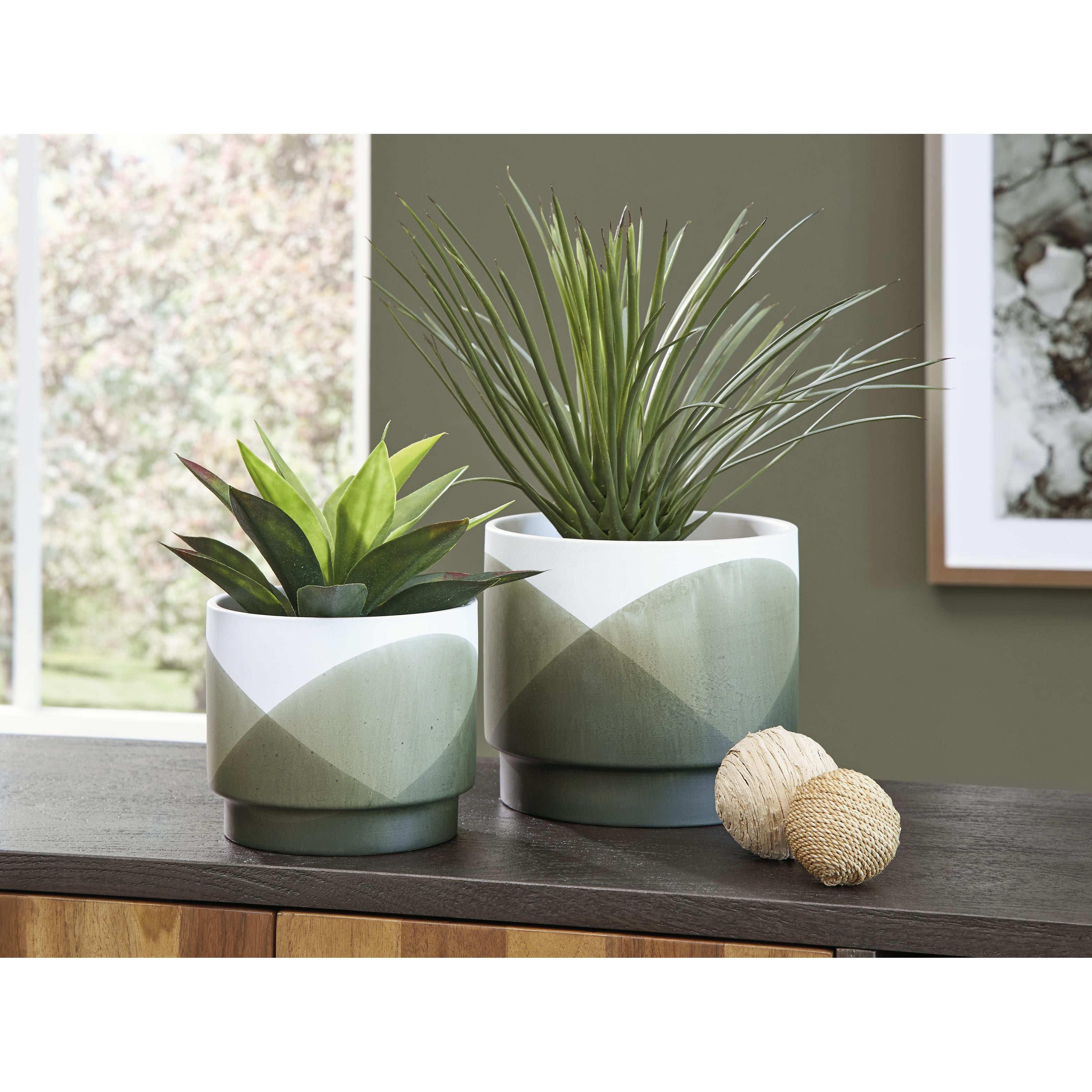 Signature Design by Ashley Home Decor Planters A2000579 IMAGE 3