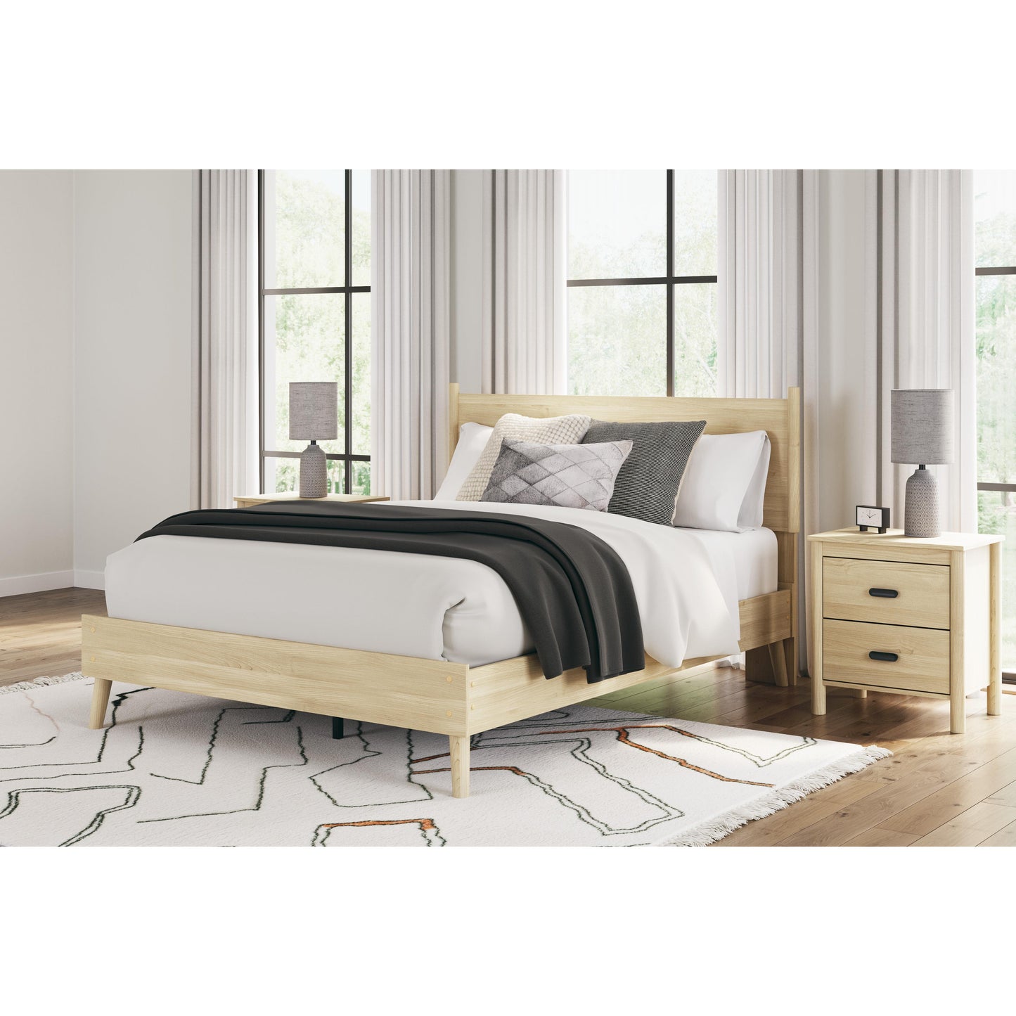 Signature Design by Ashley Cabinella Queen Panel Bed EB2444-157/EB2444-113 IMAGE 5