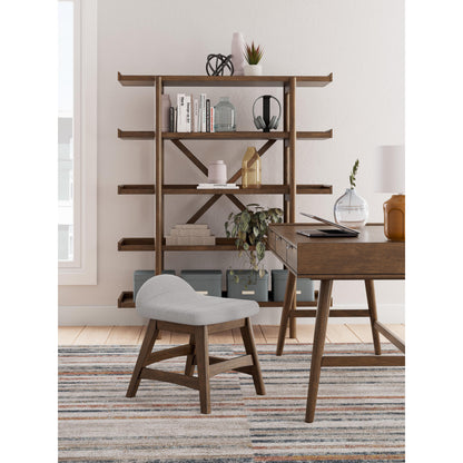 Signature Design by Ashley Bookcases 5+ Shelves H615-70 IMAGE 8