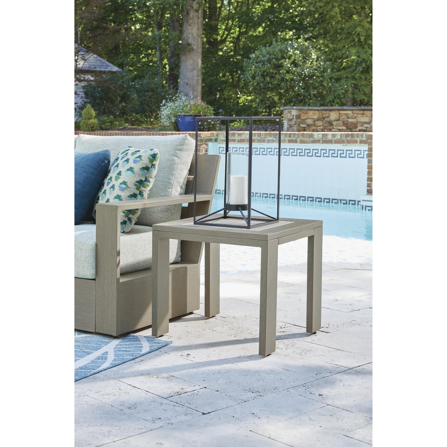 Signature Design by Ashley Outdoor Tables End Tables P704-702 IMAGE 4