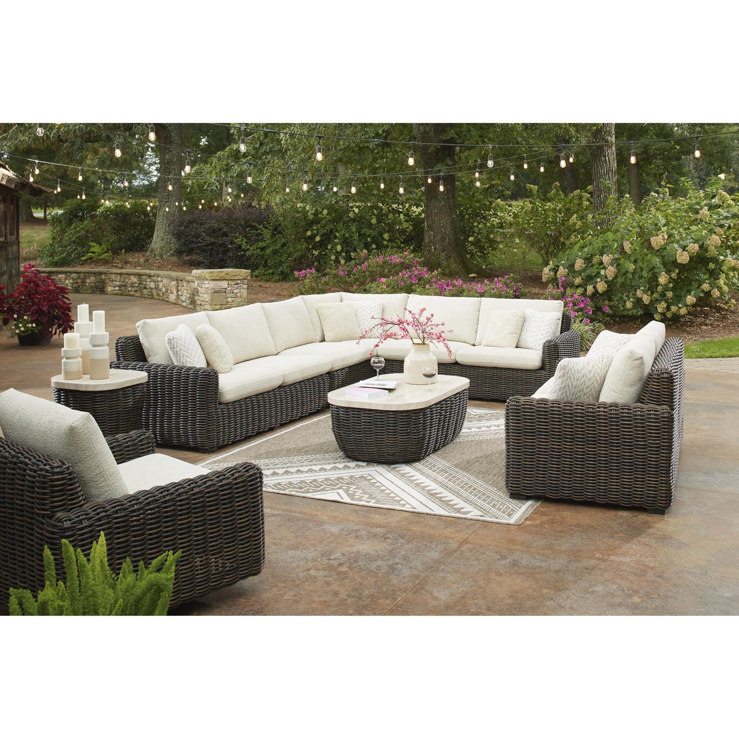 Signature Design by Ashley Outdoor Seating Lounge Chairs P711-821 IMAGE 11