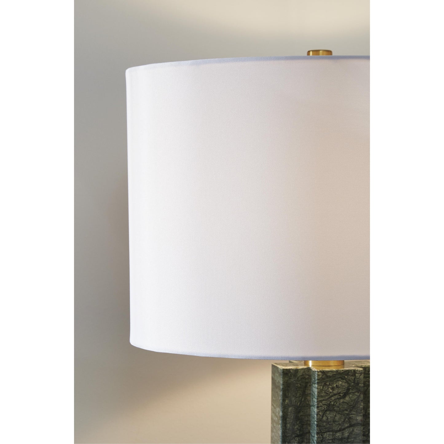 Signature Design by Ashley Keegan Table Lamp L429084 IMAGE 3