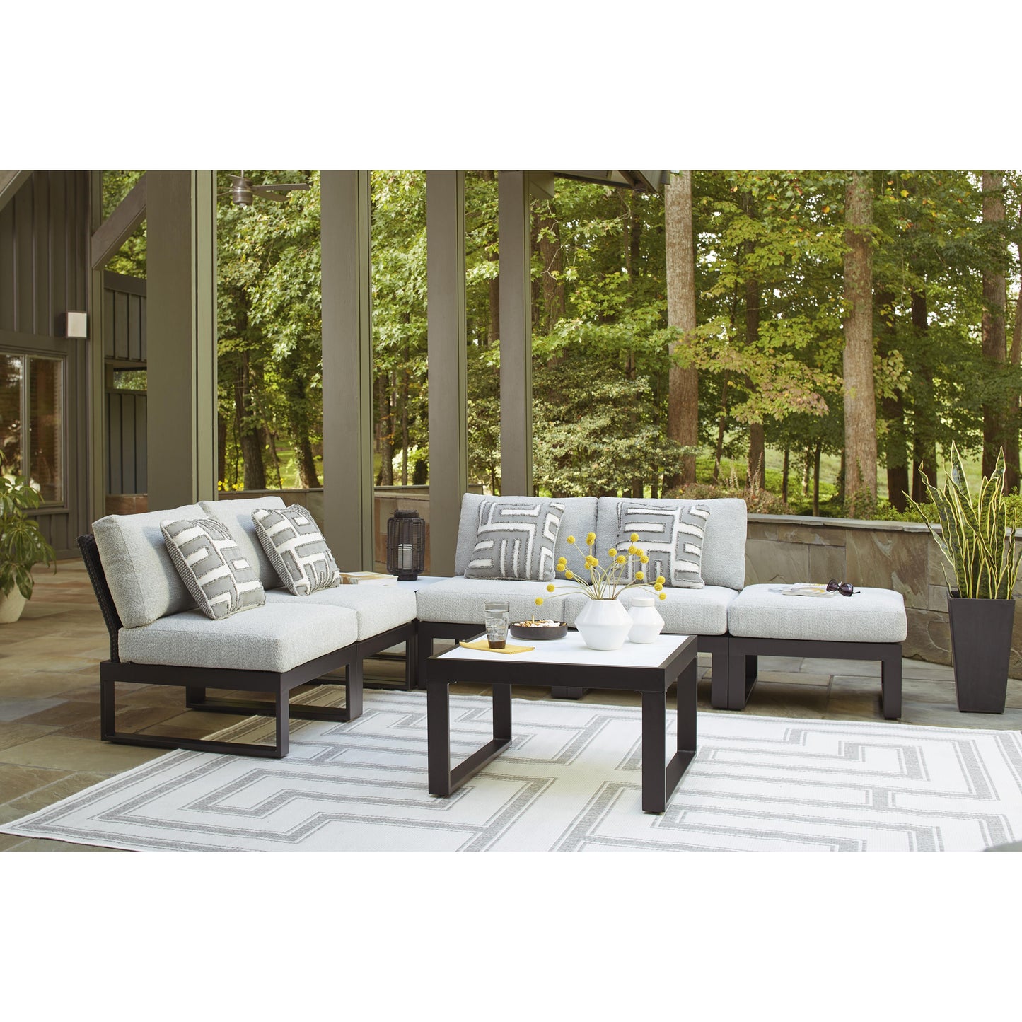 Signature Design by Ashley Outdoor Seating Ottomans P490-814 IMAGE 10