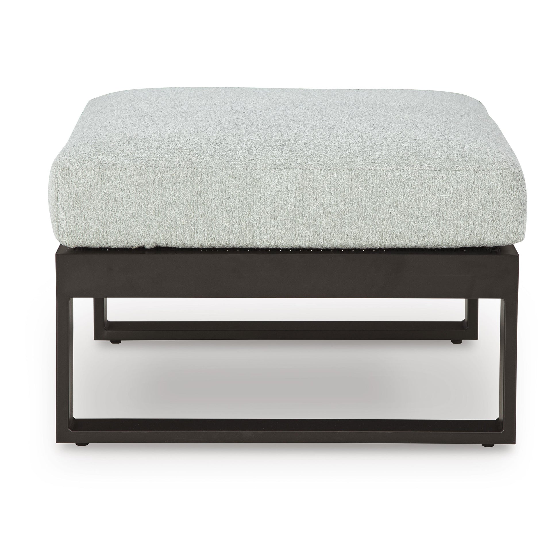 Signature Design by Ashley Outdoor Seating Ottomans P490-814 IMAGE 2