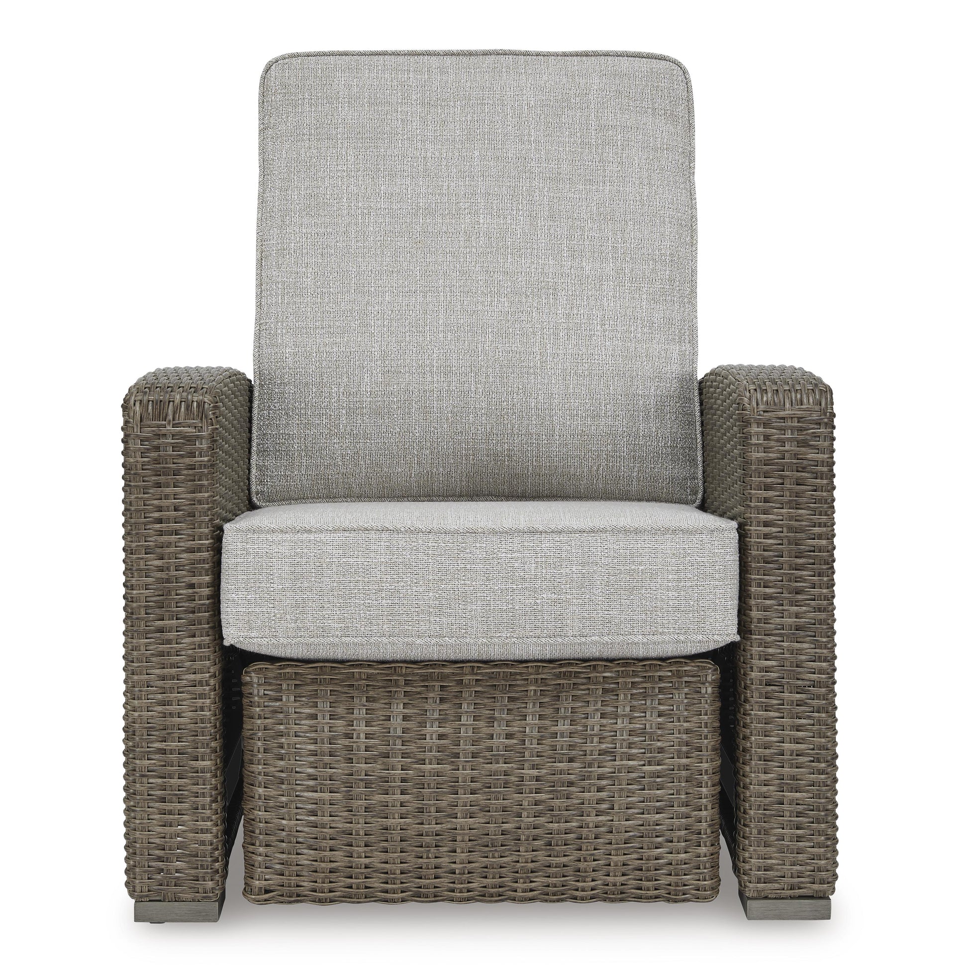 Signature Design by Ashley Outdoor Seating Recliners P791-825 IMAGE 3