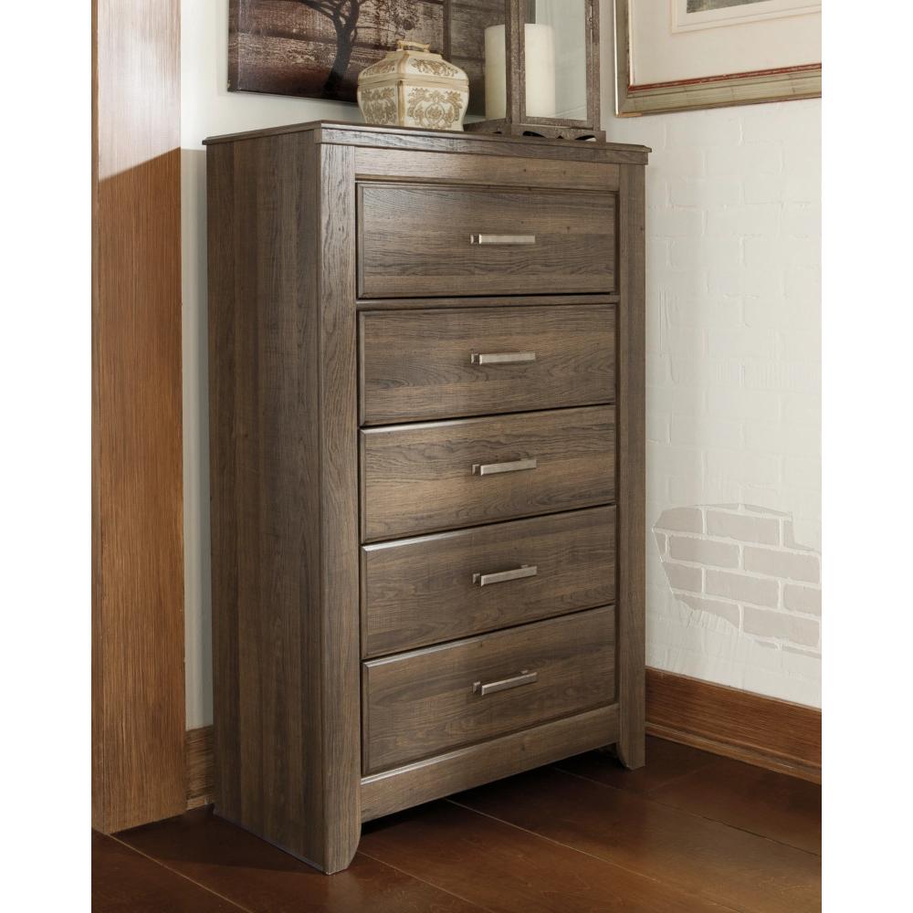 Signature Design by Ashley Juararo 5-Drawer Chest B251-46