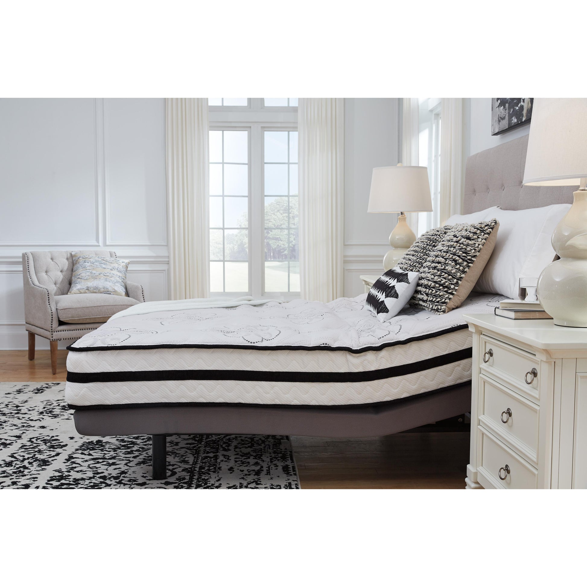 Sierra Sleep Chime 10 Inch Hybrid M69631 Queen Mattress