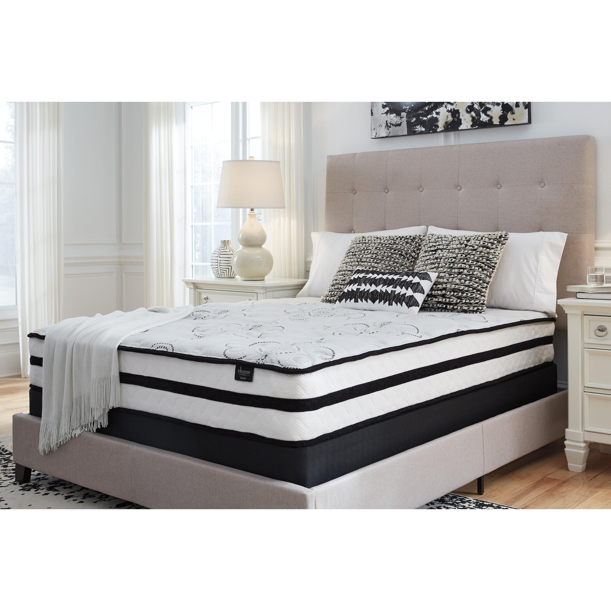 Sierra Sleep Chime 10 Inch Hybrid M69631 Queen Mattress