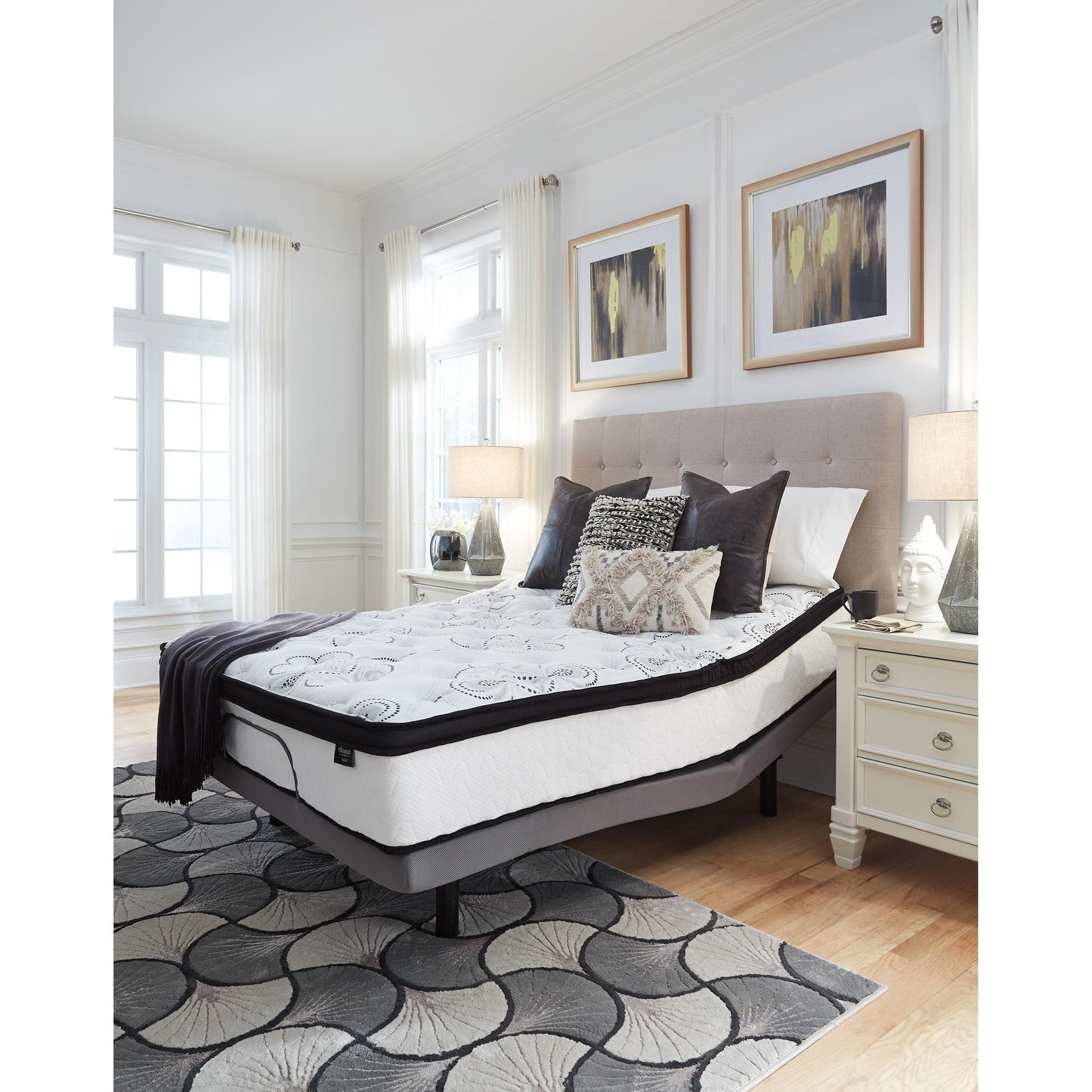 Sierra Sleep Chime 12 Inch Hybrid M69731 Queen Mattress