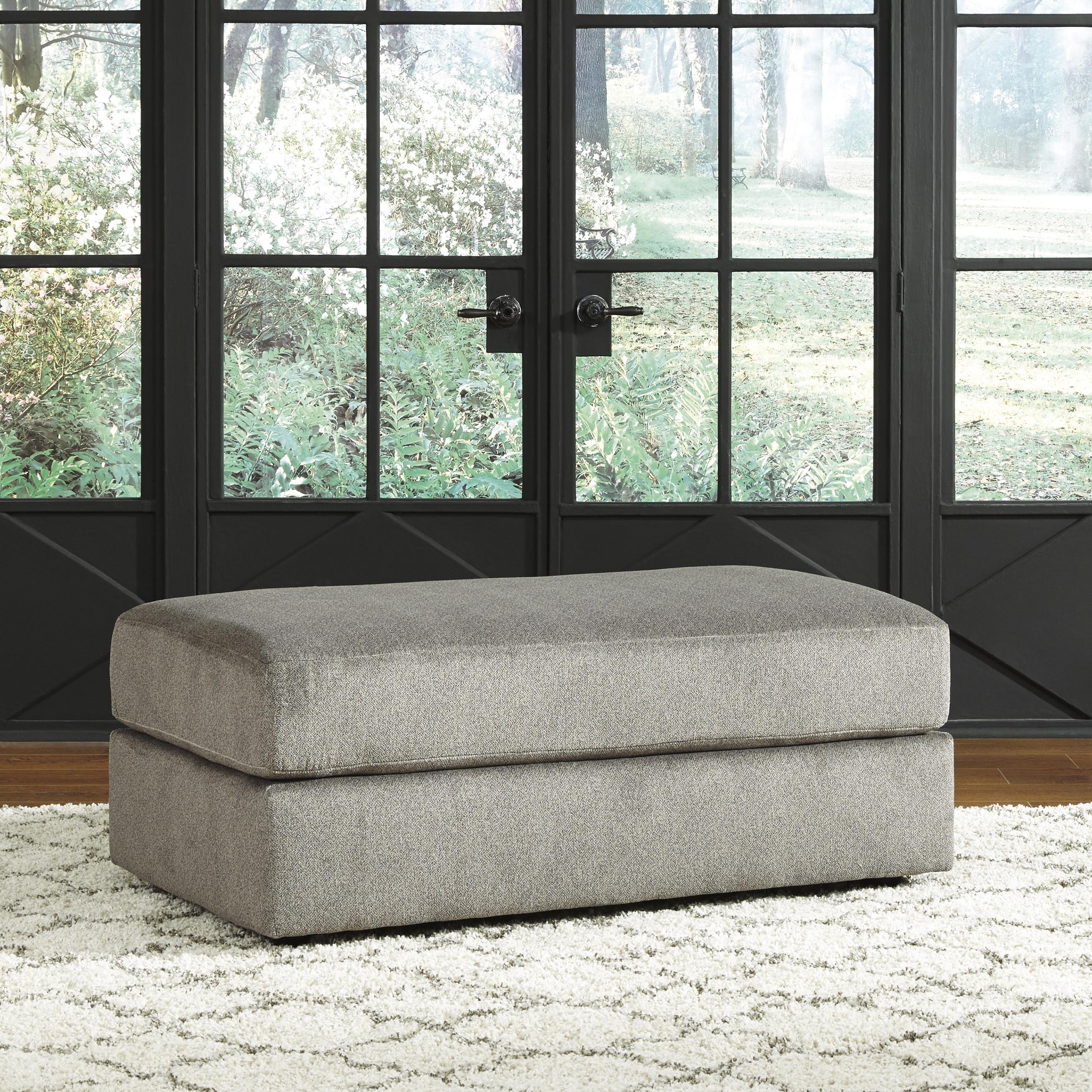 Signature Design by Ashley Soletren Fabric Ottoman 9510308