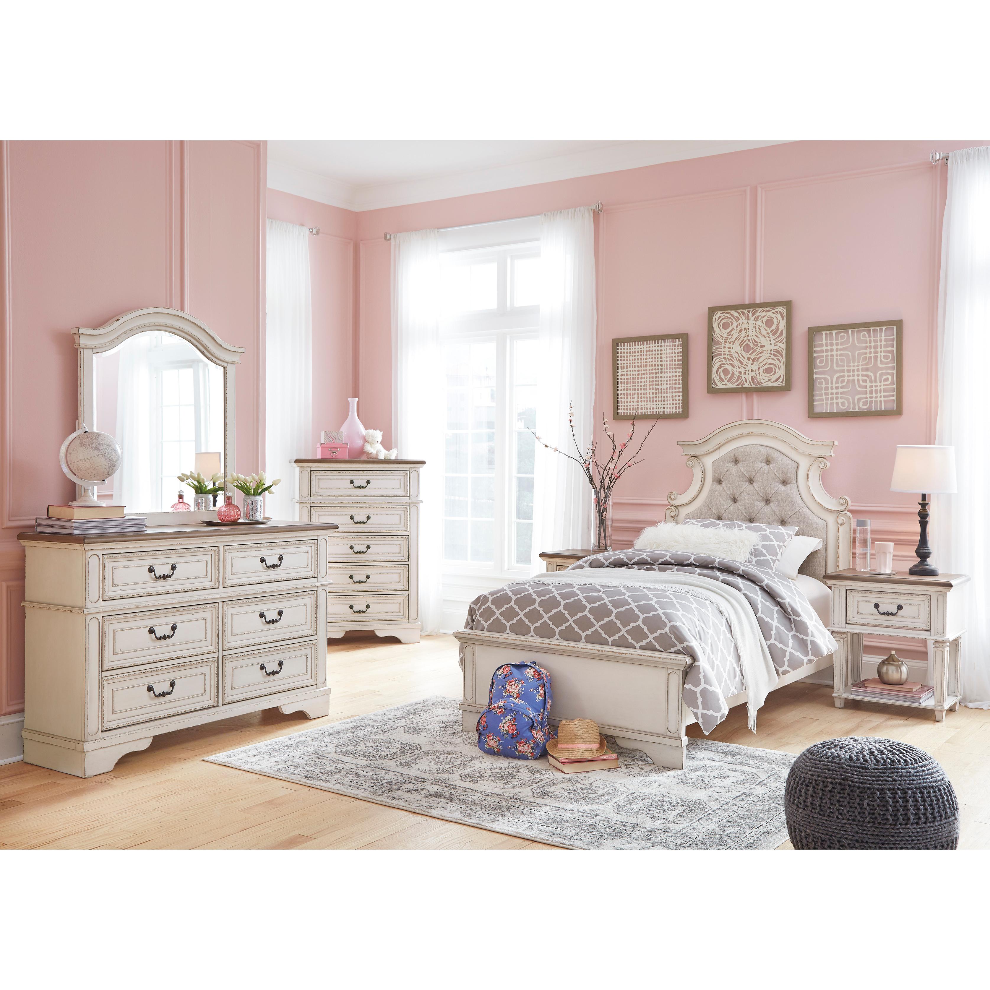 Signature Design by Ashley Realyn 6-Drawer Kids Dresser B743-21