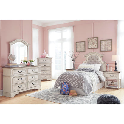 Signature Design by Ashley Realyn 6-Drawer Kids Dresser B743-21