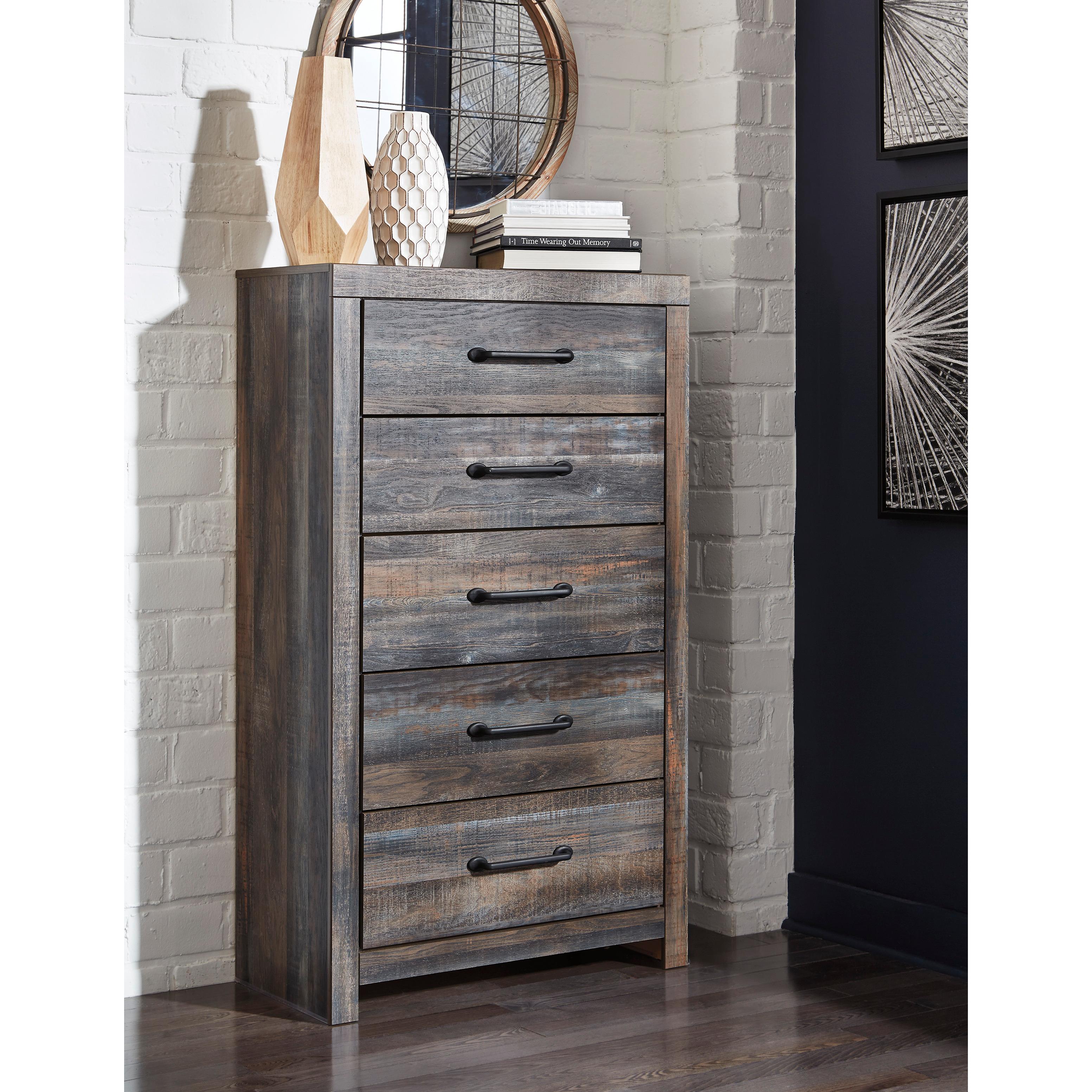 Signature Design by Ashley Drystan 5-Drawer Chest B211-46