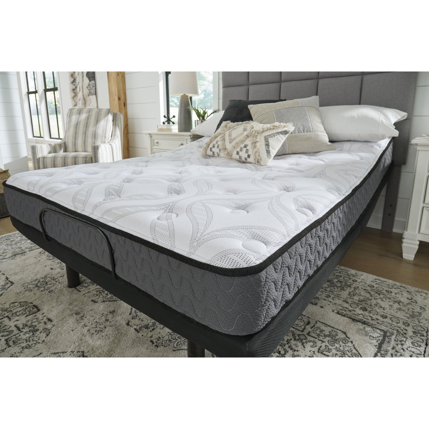 Sierra Sleep 8 Inch Bonnell Hybrid M58711 Twin Mattress